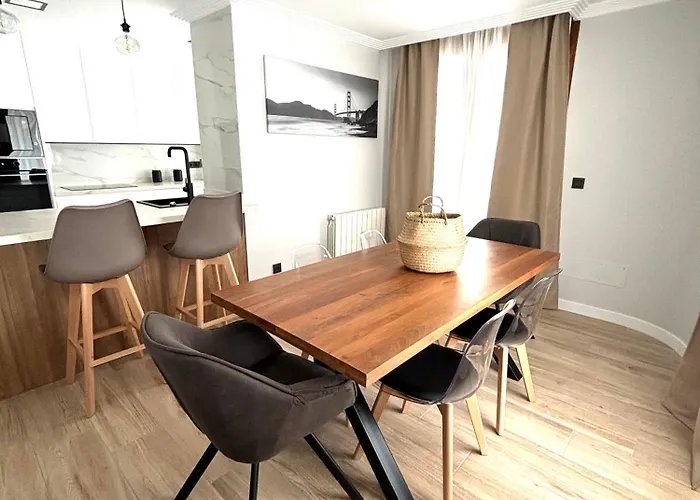 Piso Playa De Barcos Appartamento