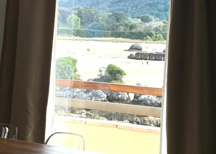 Piso Playa De Barcos Apartment *