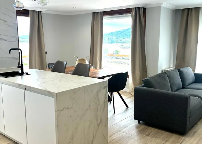 Piso Playa De Barcos Apartment Isla